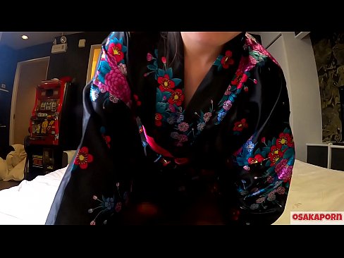 ❤️ A moza cosplay encántalle o sexo ata o orgasmo con chorros nunha jinete e unha mamada. Moza asiática con coño peludo e fermosas tetas con traxe tradicional xaponés nun vídeo afeccionado que mostra a masturbación con xoguetes de merda. Sakura 3 OSAKAPORN. Porno en nós ❌❤