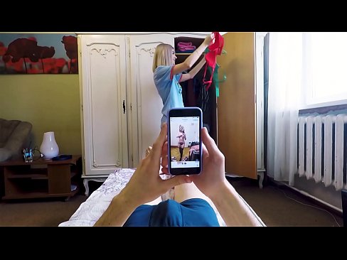 ❤️ A súa irmá fixo correr ao seu irmán xusto antes de que a nai chegase a casa Porno en nós ❌❤