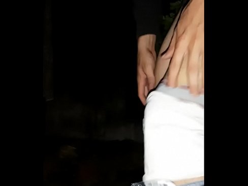 ❤️ O meu veciño saltou ao meu muro de corentena Porno en nós ❌❤